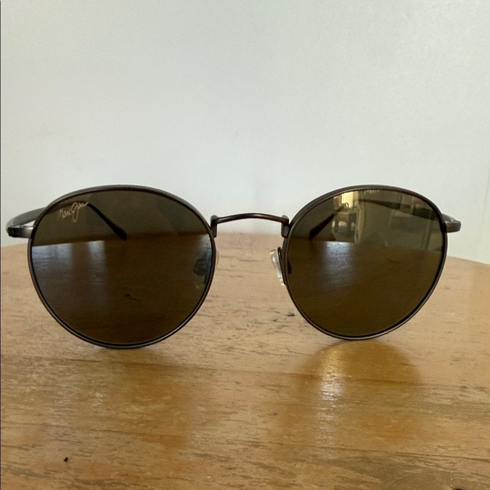 Like New! Maui Jim Ka’apeha style Round Sunglasses - Picture 3 of 8